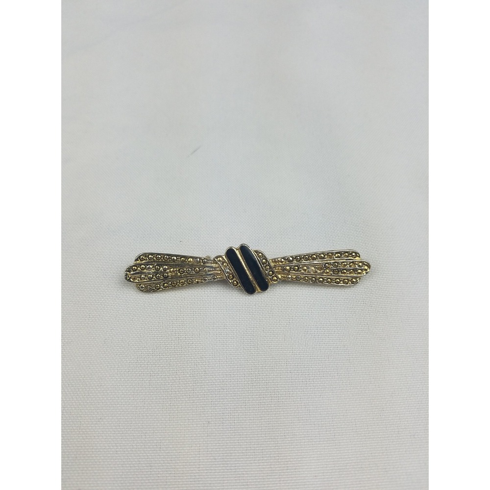 Vintage black enamel bow brooch silver tone old money royalty